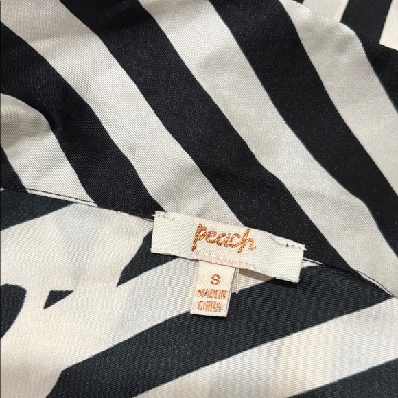 725. NWT! Chic Zebra Print Women's Pantsuits - Picture 6 of 6